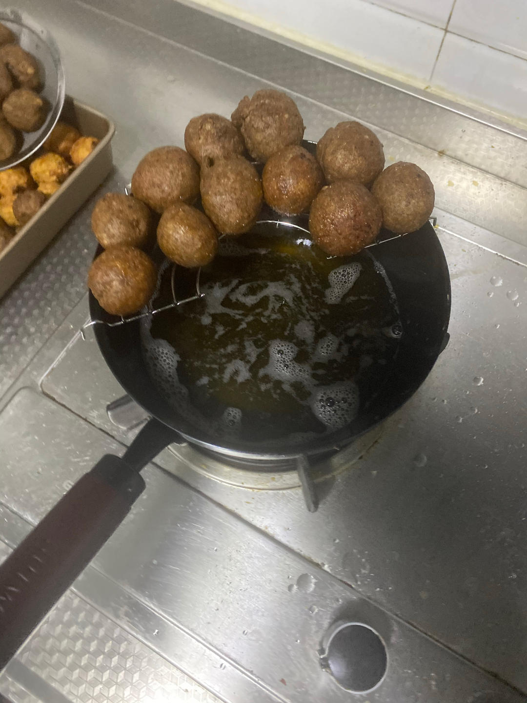 炸牛肉丸