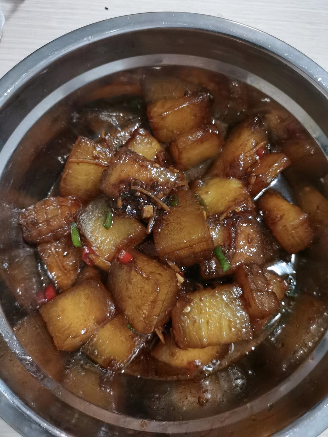 红烧冬瓜最完美做法，不加一滴水，瞬间秒杀红烧肉