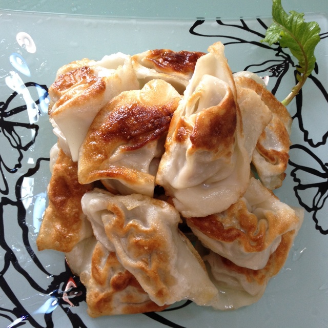 猪肉白菜生煎饺子