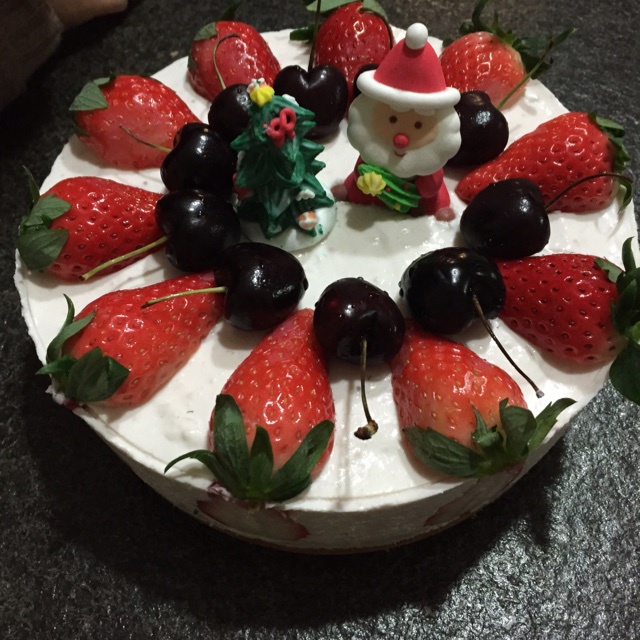 草莓戚风生日蛋糕