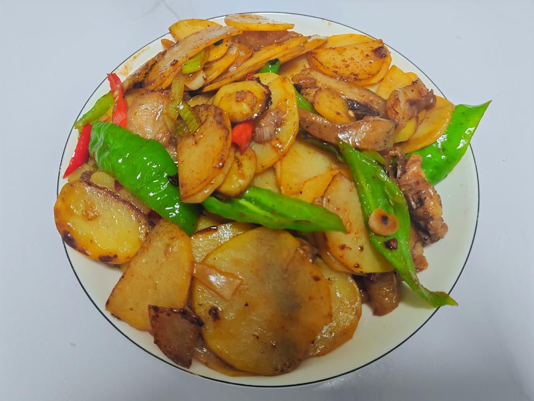 土豆片炒肉