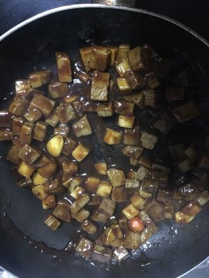 杏鲍黑椒牛肉粒的做法 步骤4