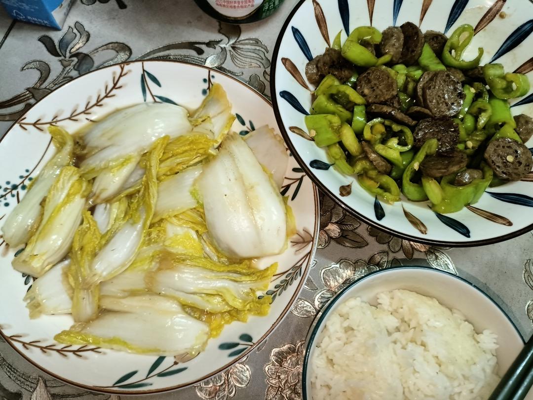 清炒娃娃菜