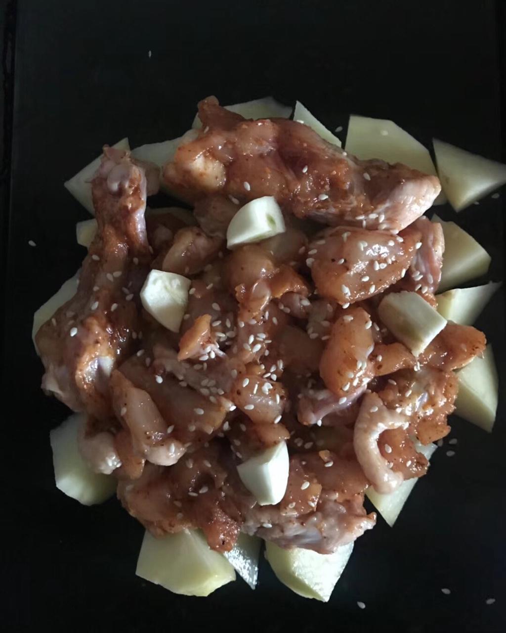 新奥尔良烤鸡腿土豆