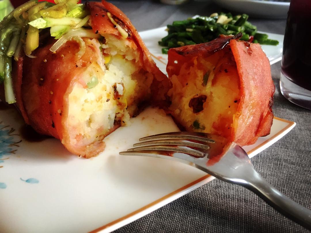 《食戟之灵》土豆培根烤肉