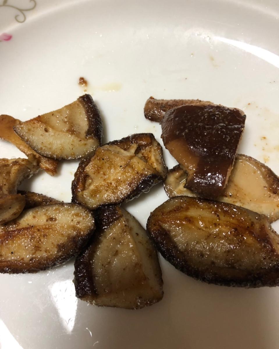 平底锅烤香菇