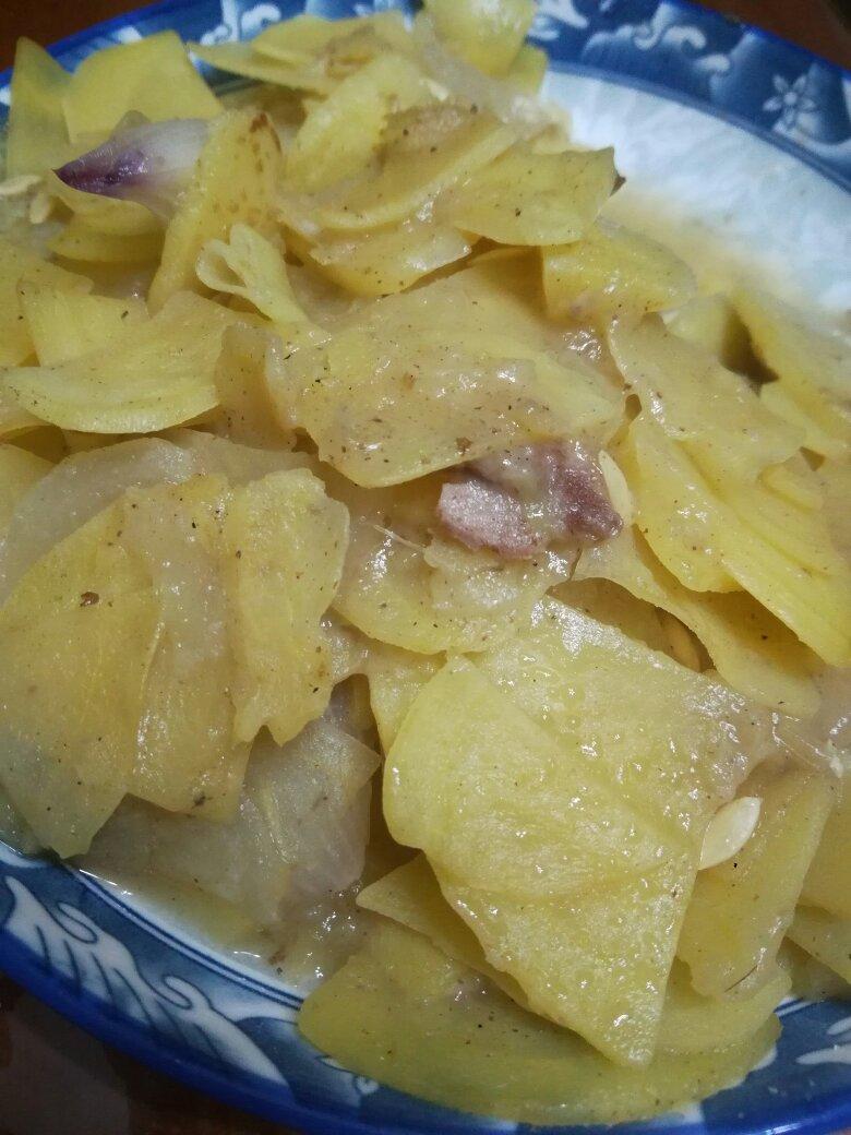 老黄瓜炒土豆片