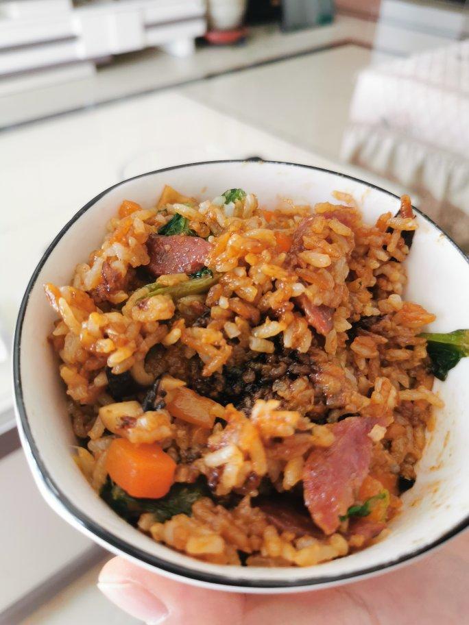 腊味煲仔饭（电饭煲版）