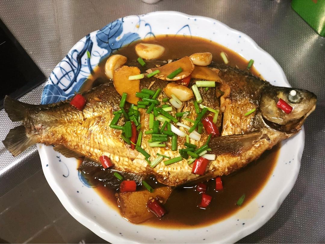 红烧鳊鱼