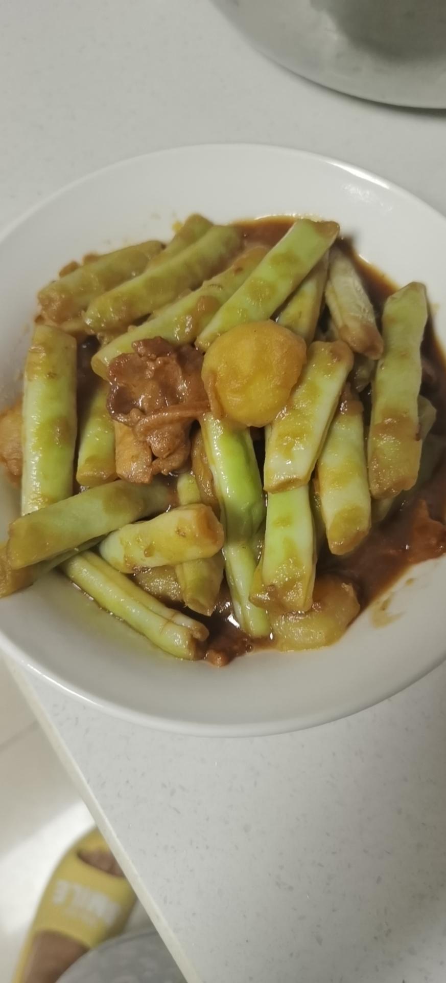 五花肉土豆炖豆角