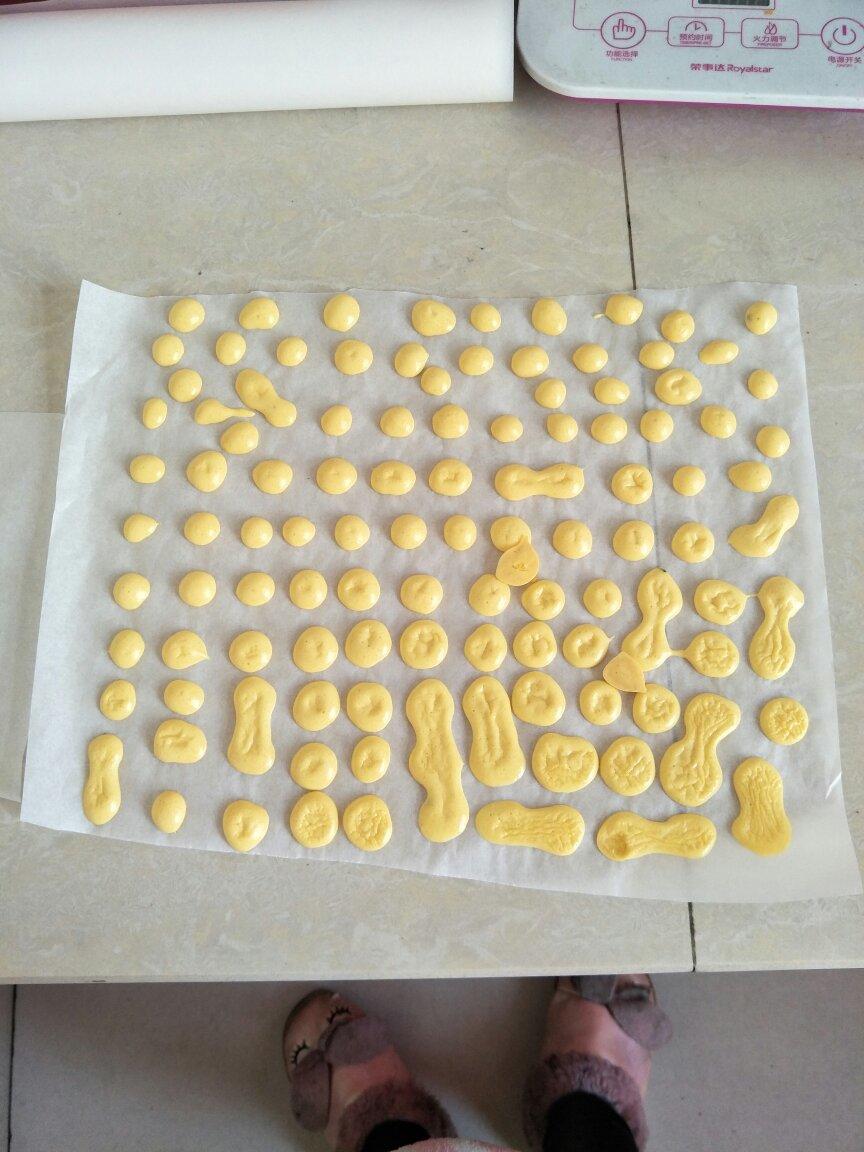 入口即化的无添加蛋黄溶豆