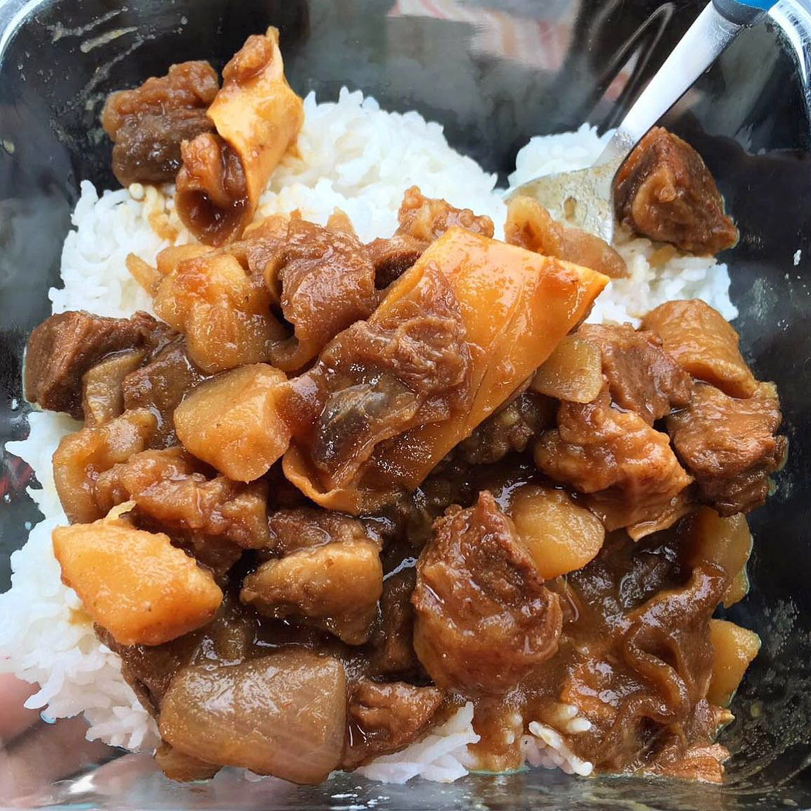 胡萝卜土豆烧牛腩