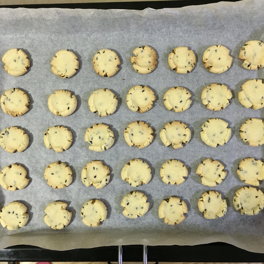 【炼乳脆饼•硬】非常简单的硬饼干