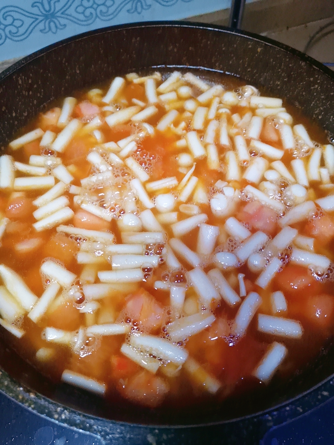 番茄豆腐鲜菇汤的做法 步骤5