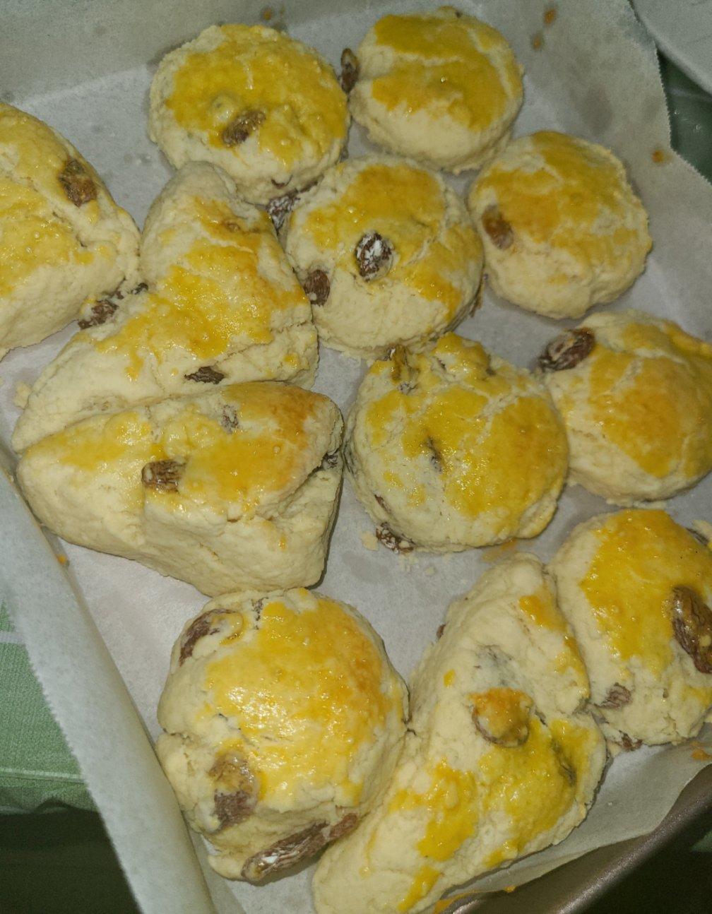 完美裂纹～百分百成功的超好吃奶香司康（禁止搬运）