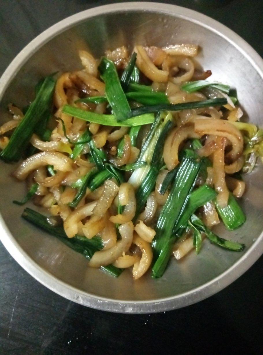 爆炒肉皮