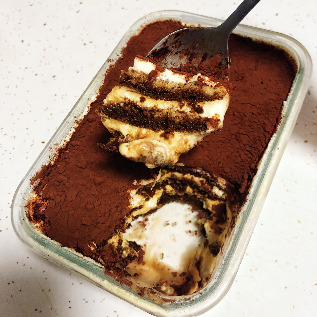 在欧洲学会的经典版提拉米苏