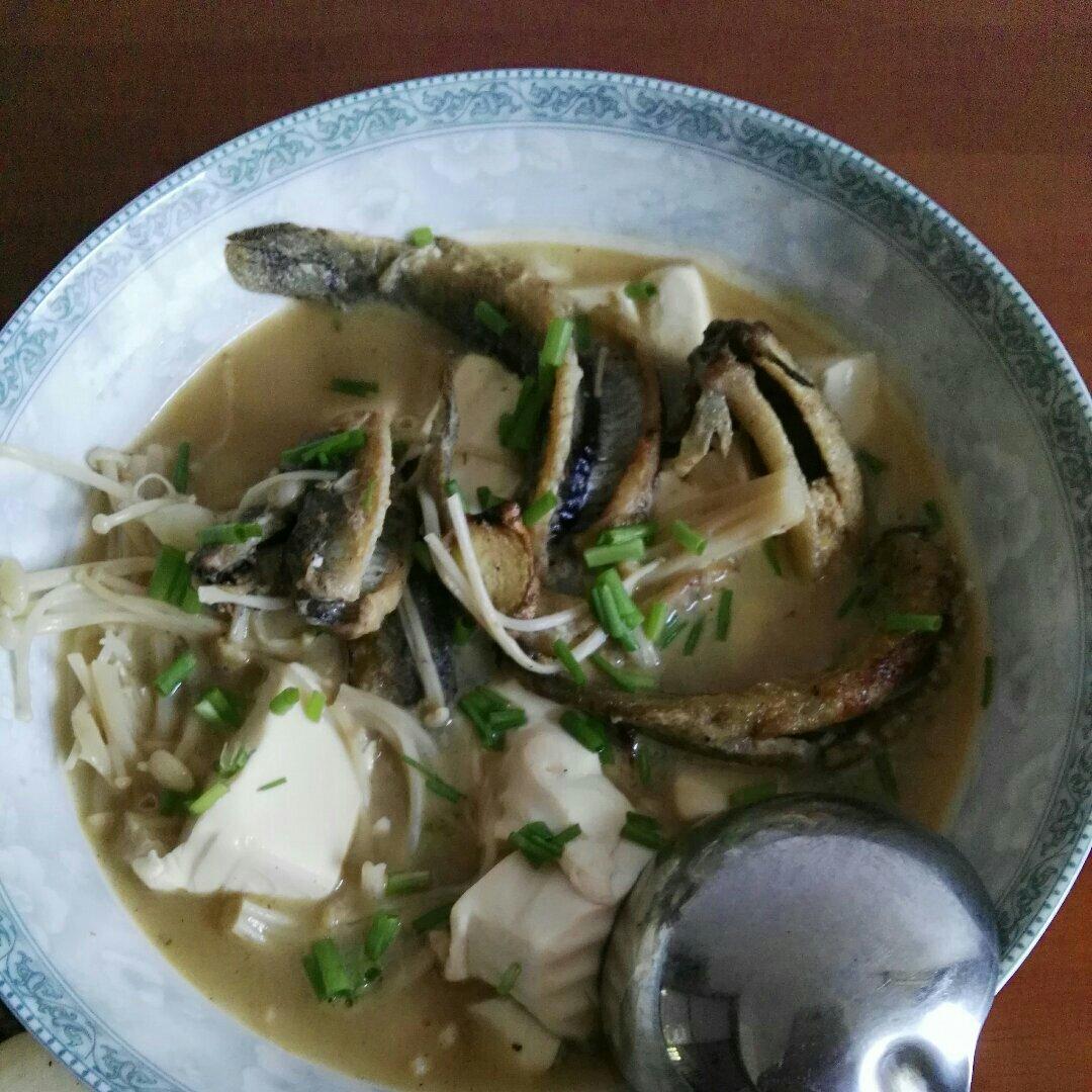 泥鳅豆腐汤