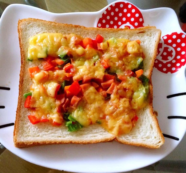 一分钟宵夜 香菇肉丸芝士土司 微波炉版