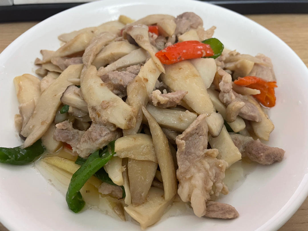 杏鲍菇炒肉片