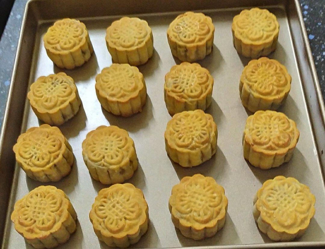 咸五仁月饼