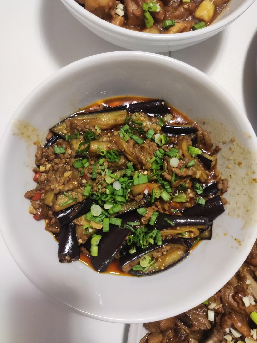 开胃下饭菜！巨简单的家常鱼香茄子煲