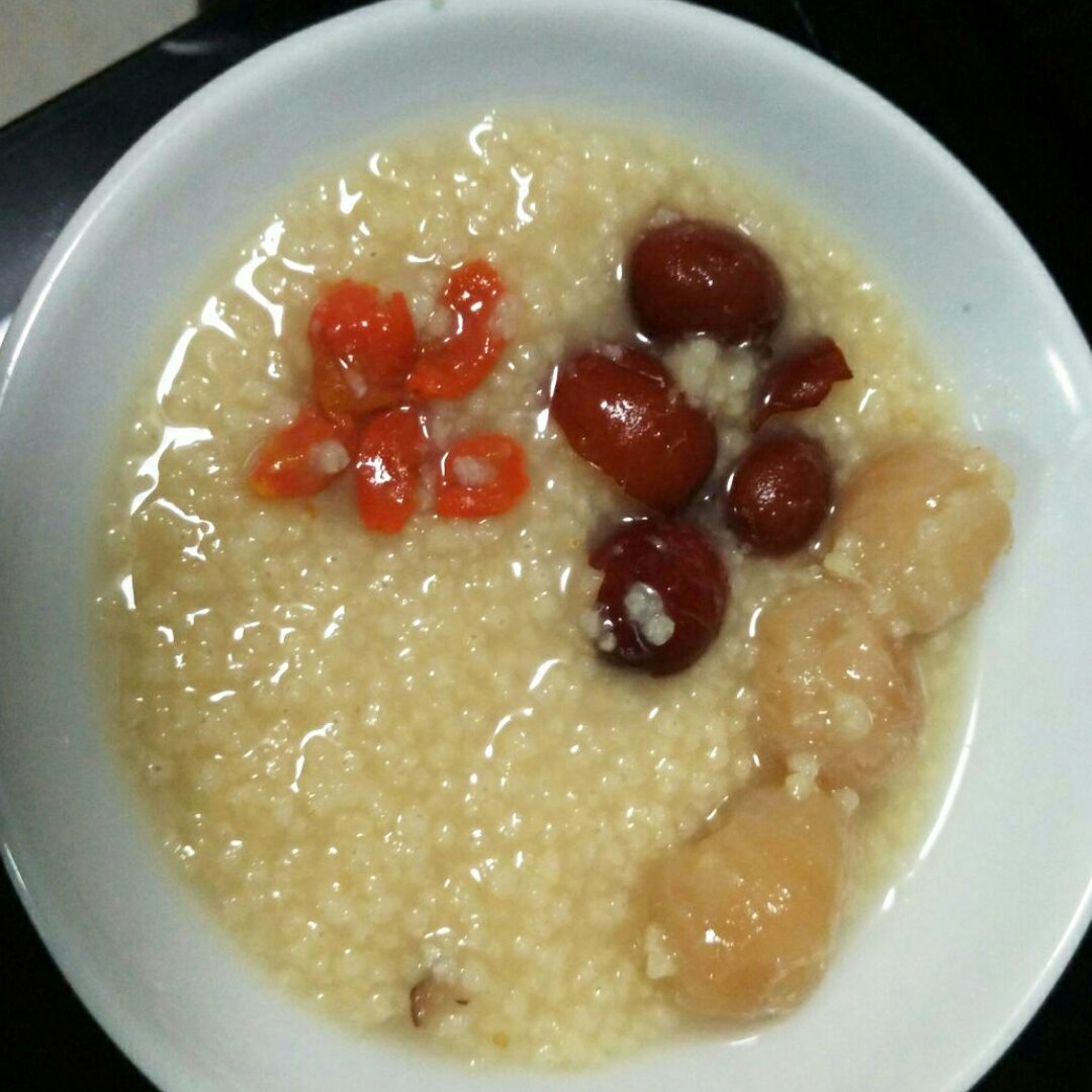 红枣桂圆小米粥