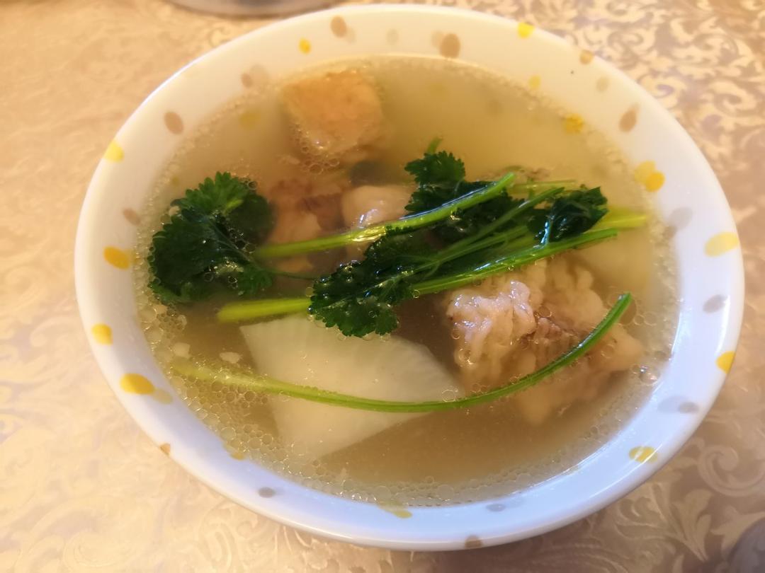 牛肉萝卜汤