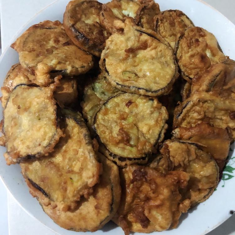 少油的蛋香煎茄子片