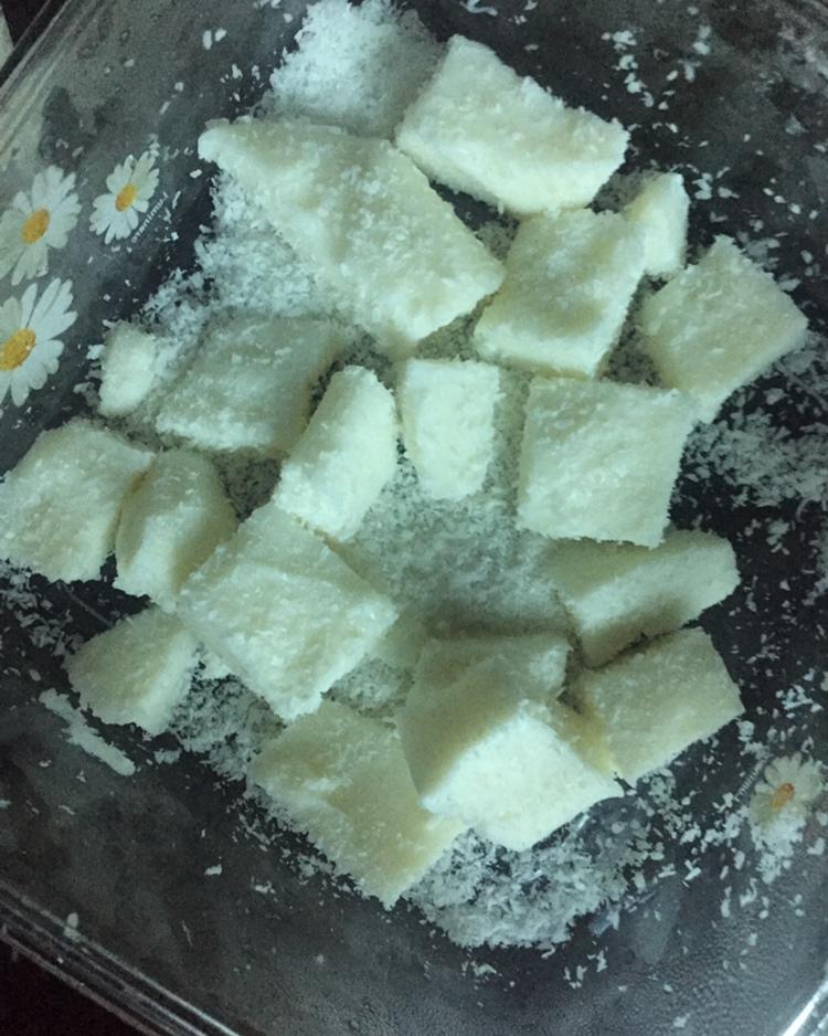 太棒啦！1个方子，做出2道口味一流的甜品！——椰奶小方&炸鲜奶