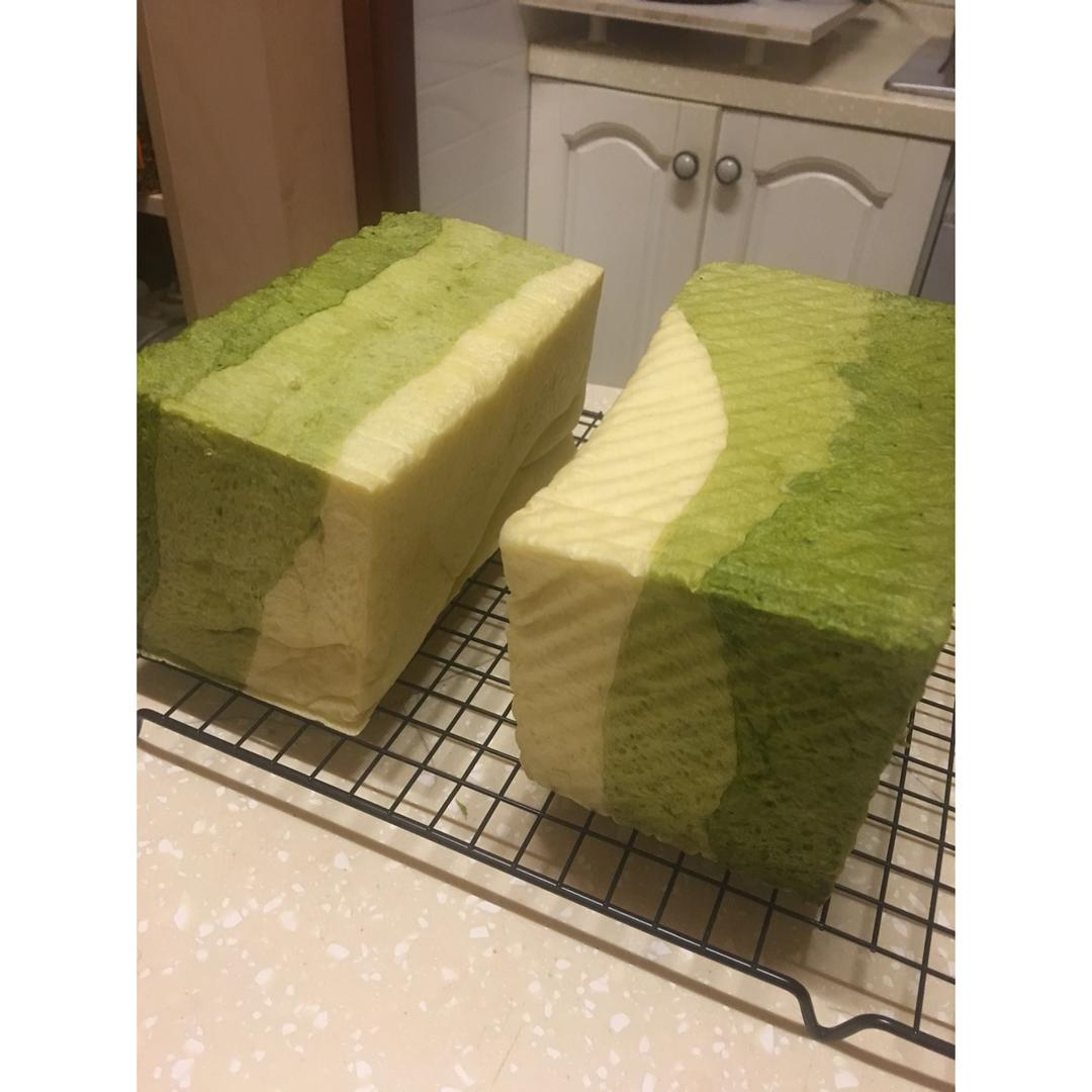 渐变抹茶吐司