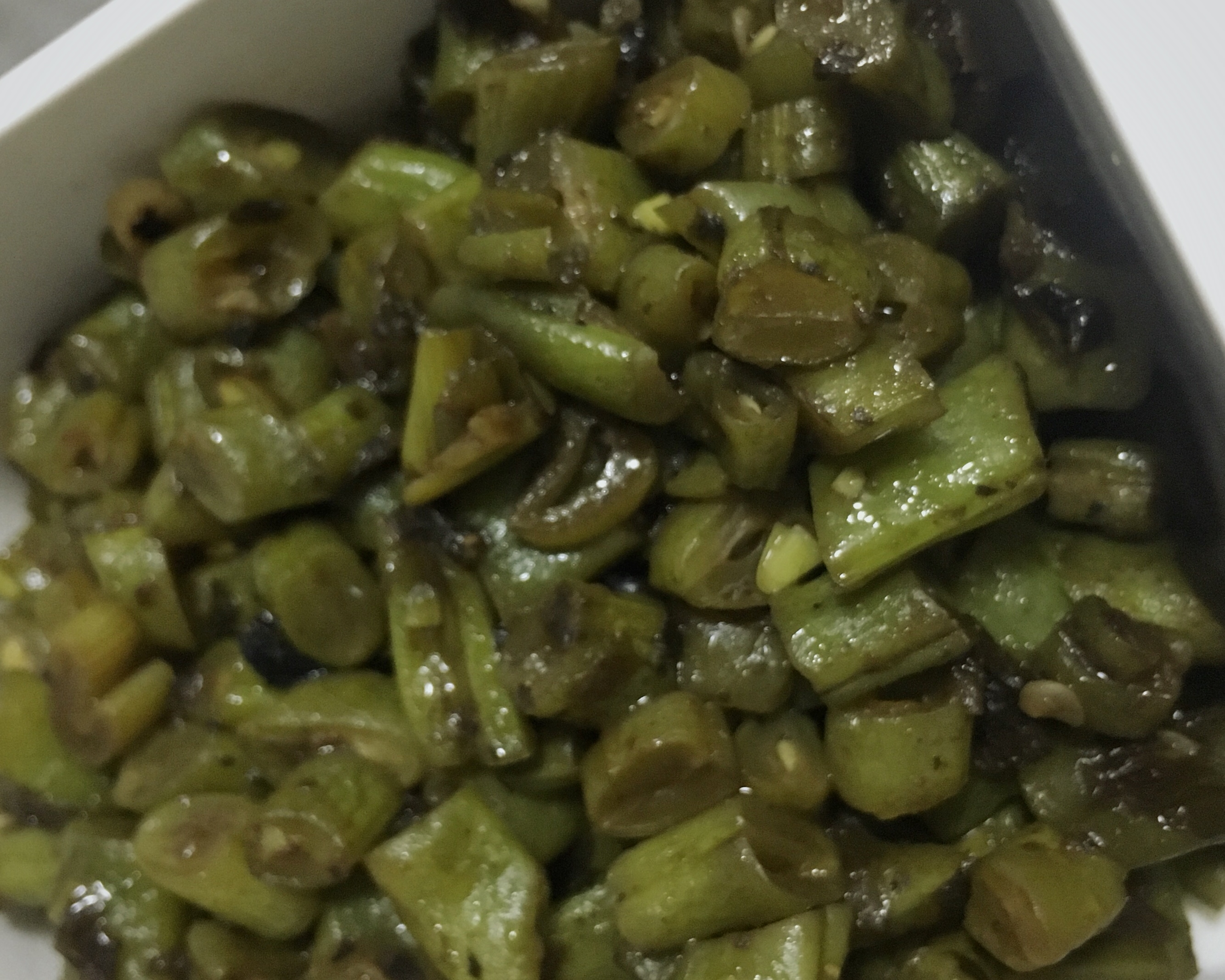 超下饭榄菜四季豆的做法
