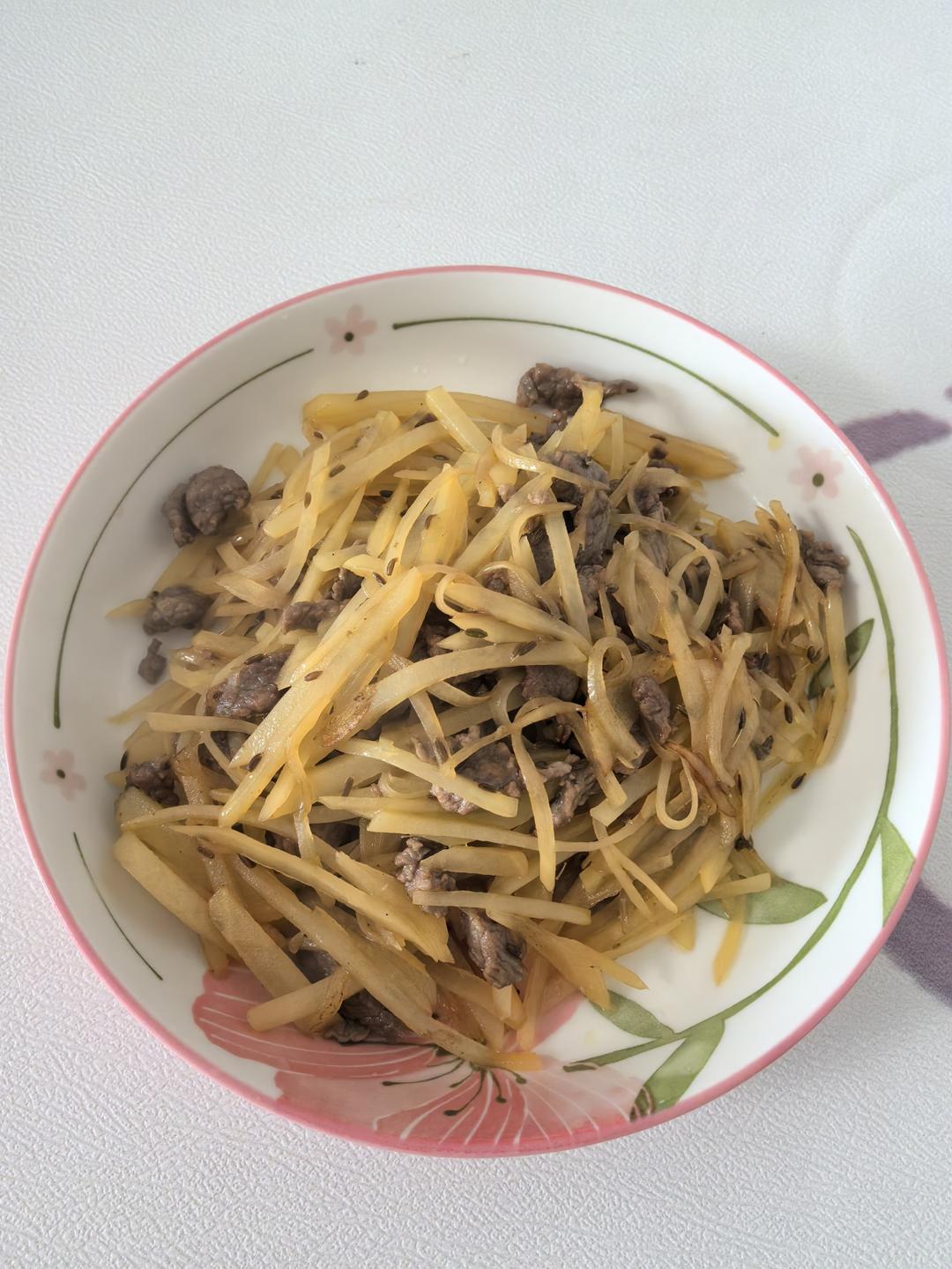 孜然牛肉土豆丝的做法 步骤1