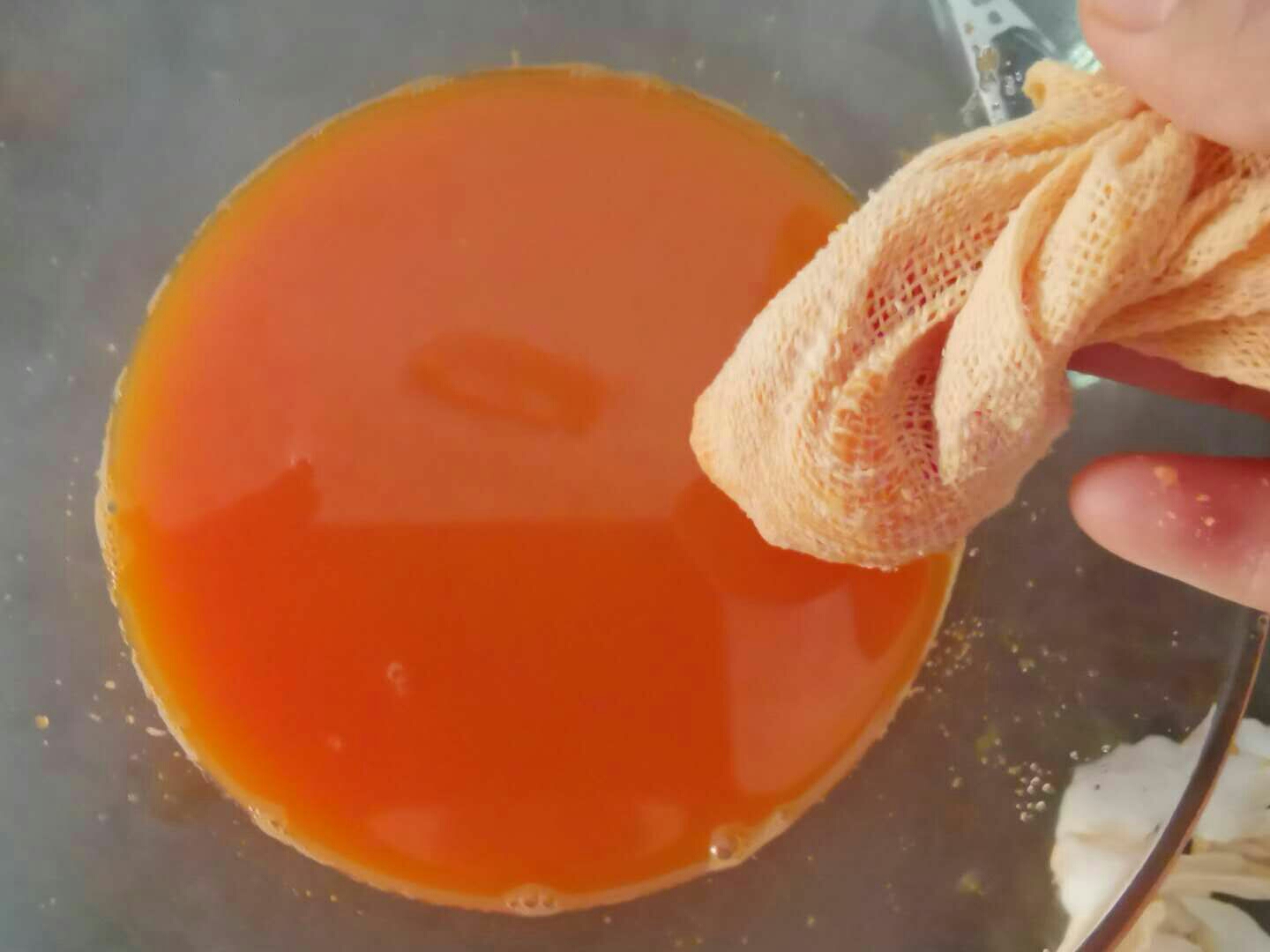 天然无添加的新鲜胡萝卜汁，过滤后口感更加细腻【豆浆机版】的做法 步骤13