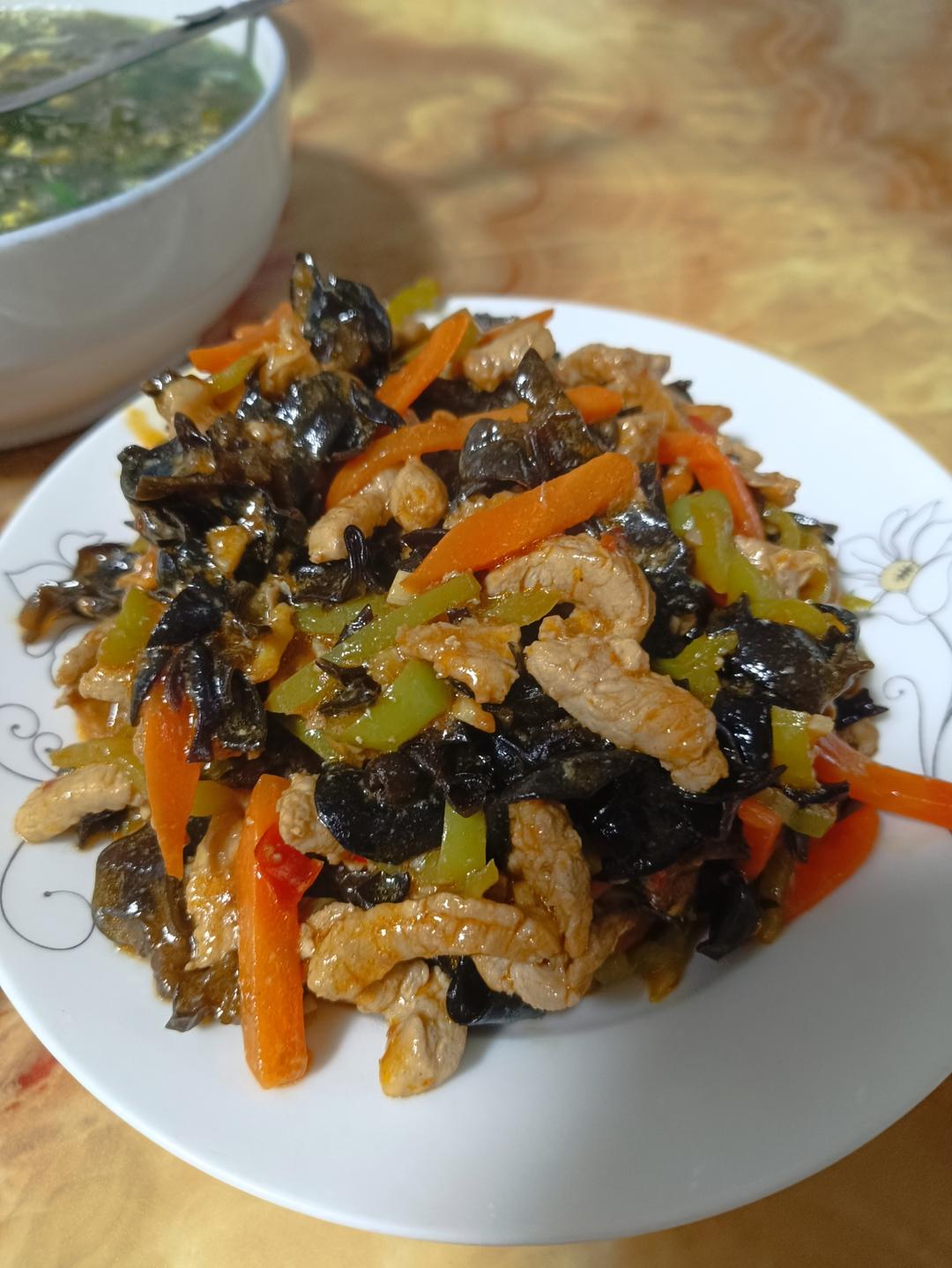 适合小菜鸟做的超下饭 鱼香肉丝