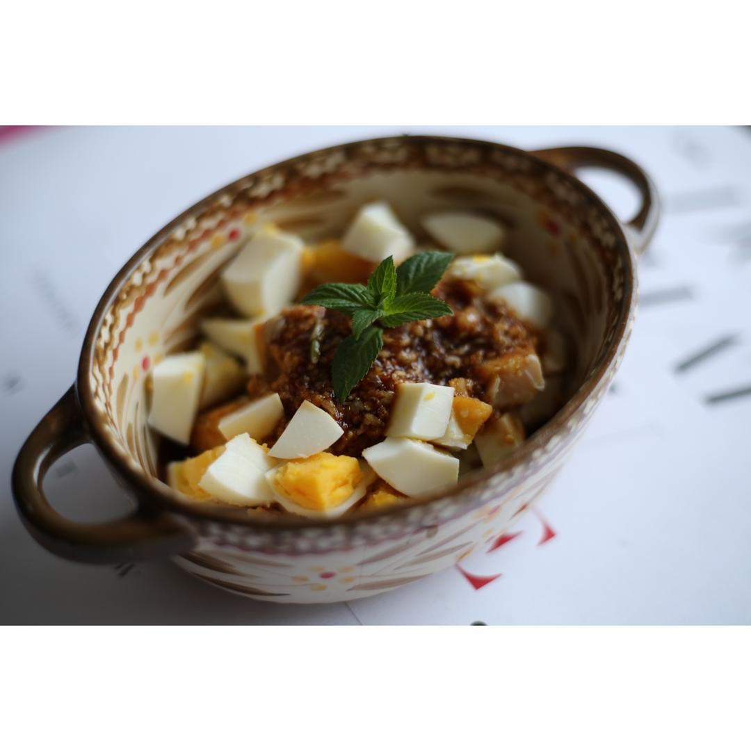 凉拌鸡蛋（非鸡蛋皮）