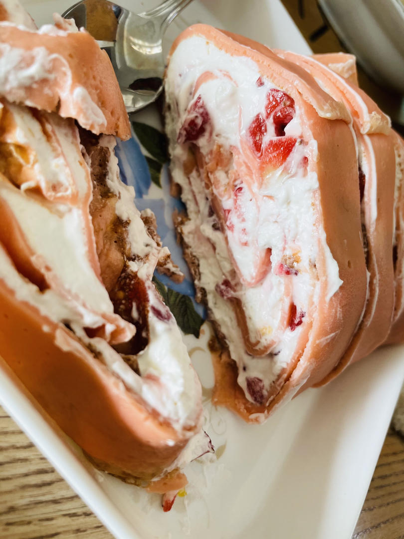 千层毛巾卷，原味、抹茶、巧克力三种口味