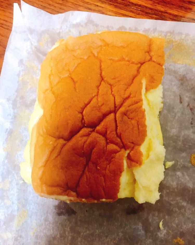 材料最简单的【低卡蛋糕卷】卡仕达戚风卷