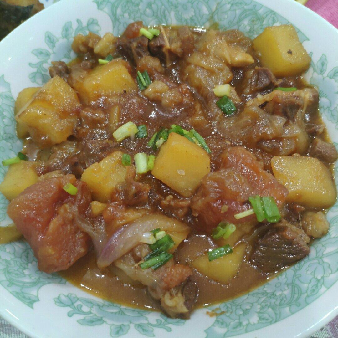 番茄土豆炖牛腩