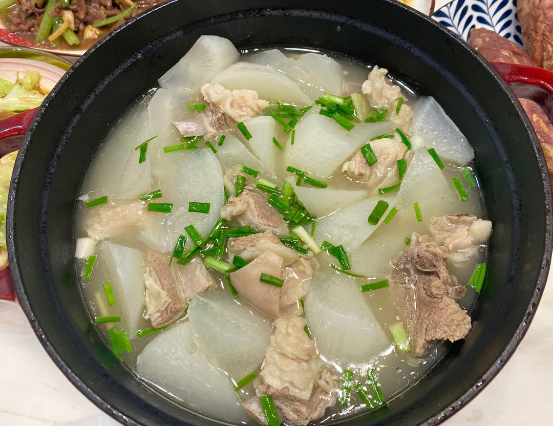 第一次就成功的羊肉炖萝卜