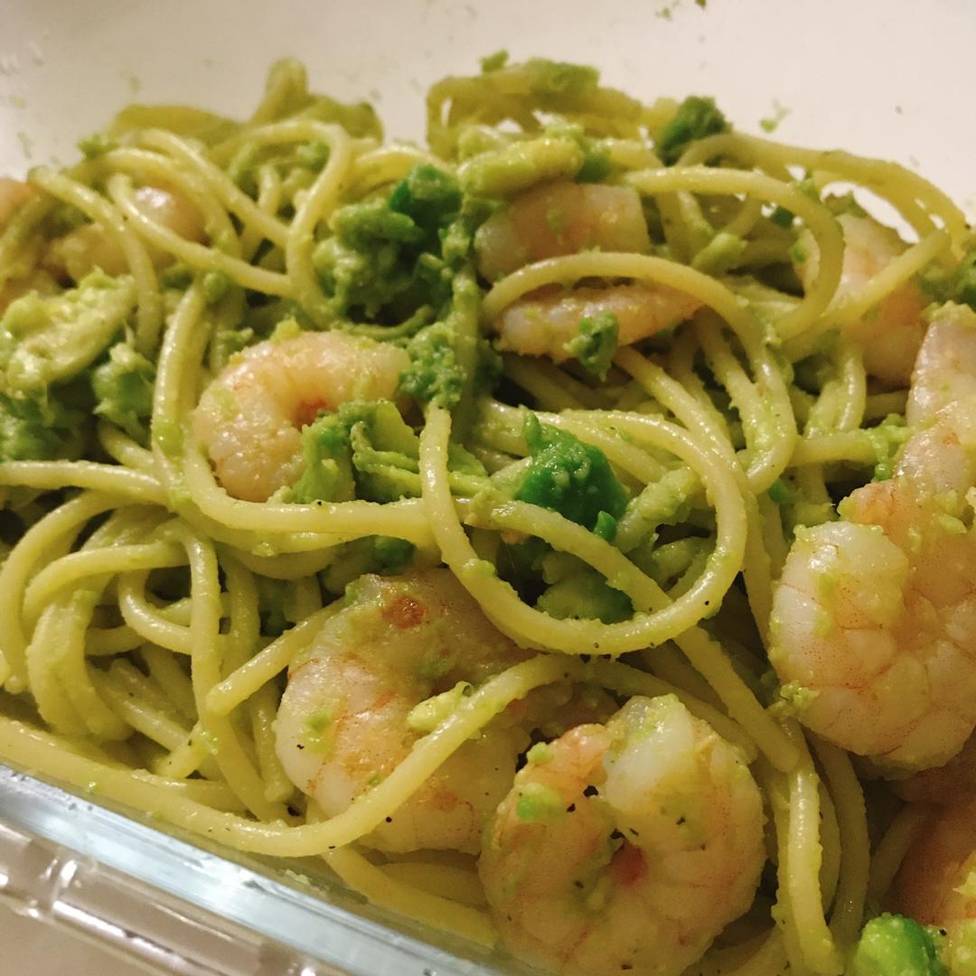 虾仁牛油果意面