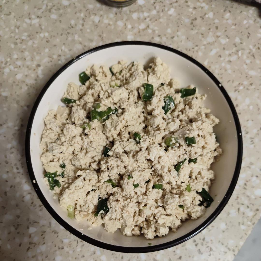 家庭版小葱拌豆腐😋