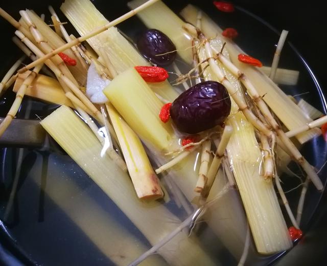 竹蔗茅根马蹄汤的做法