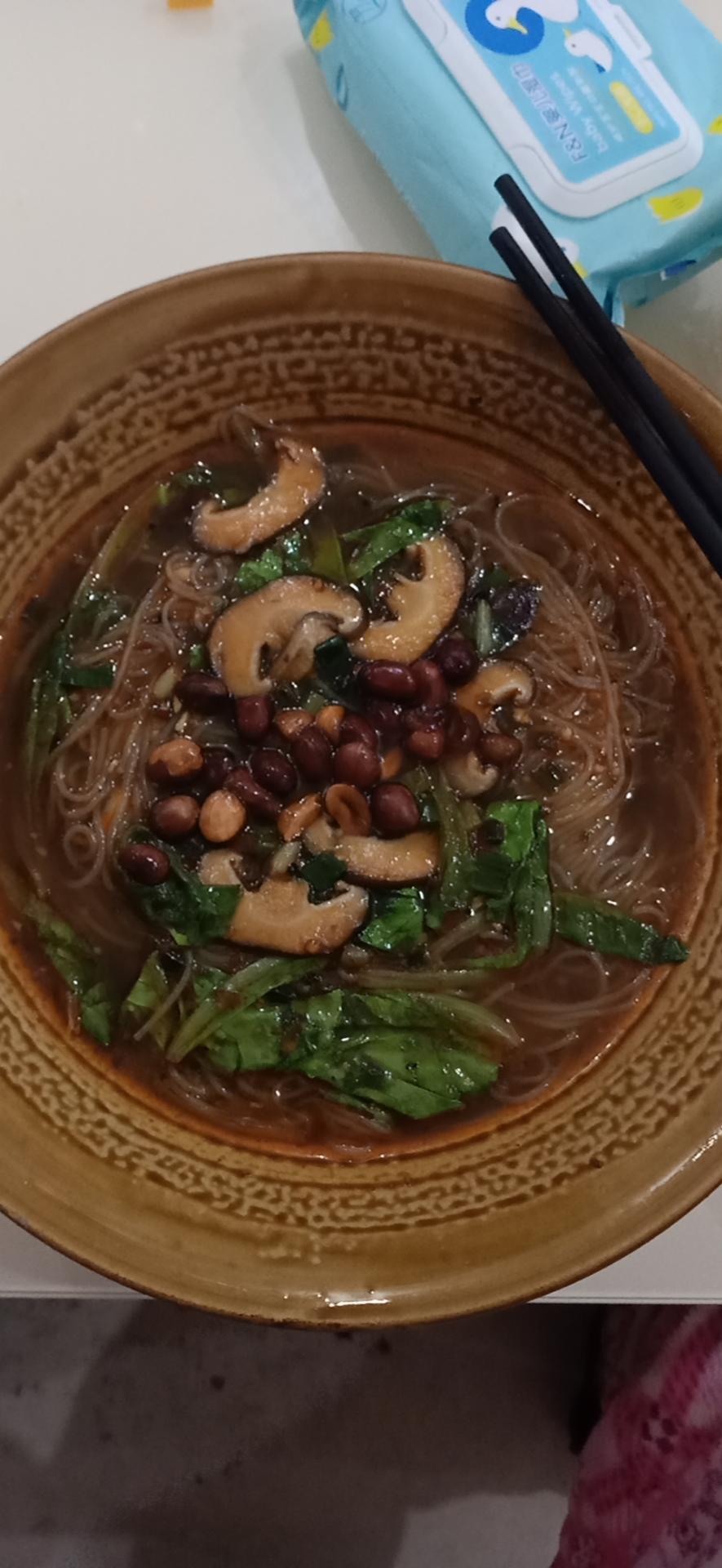 家常版麻辣米线