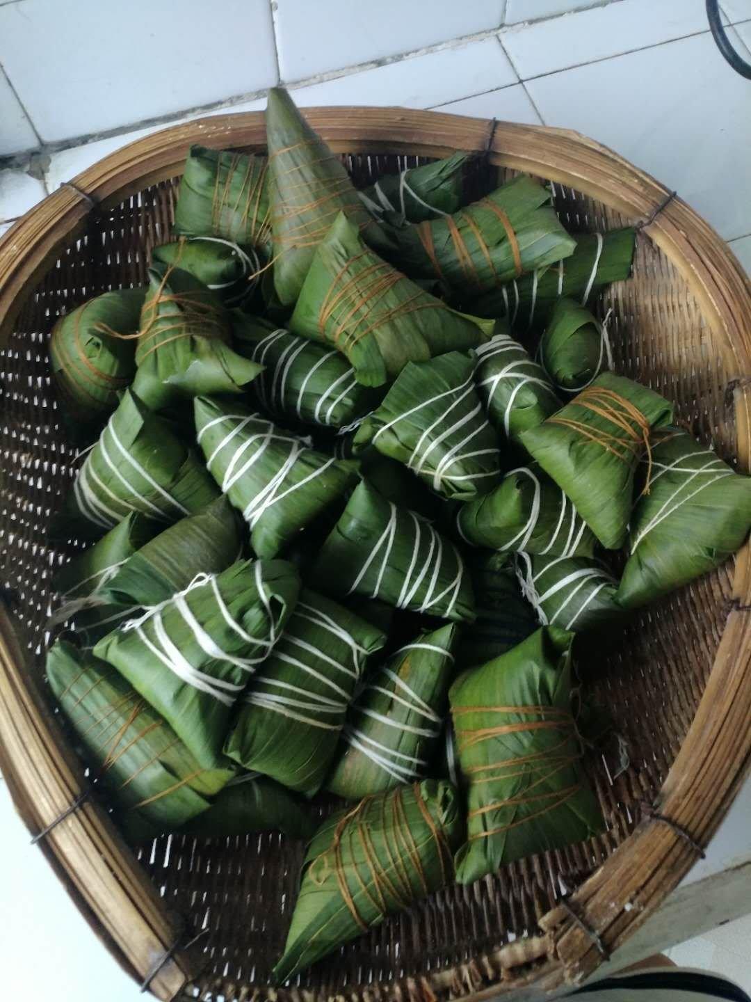 蛋黄肉粽