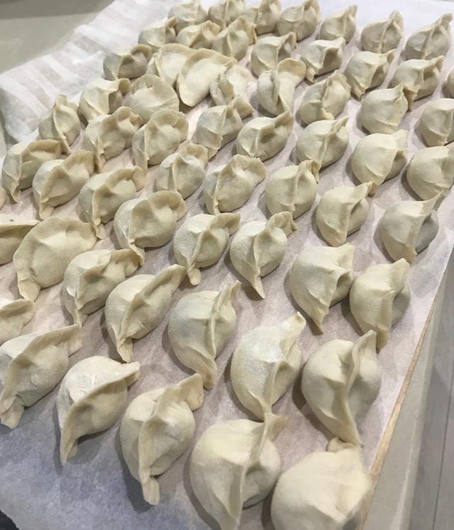 韭菜猪肉饺子(最简单最好吃又最多汁的饺子)