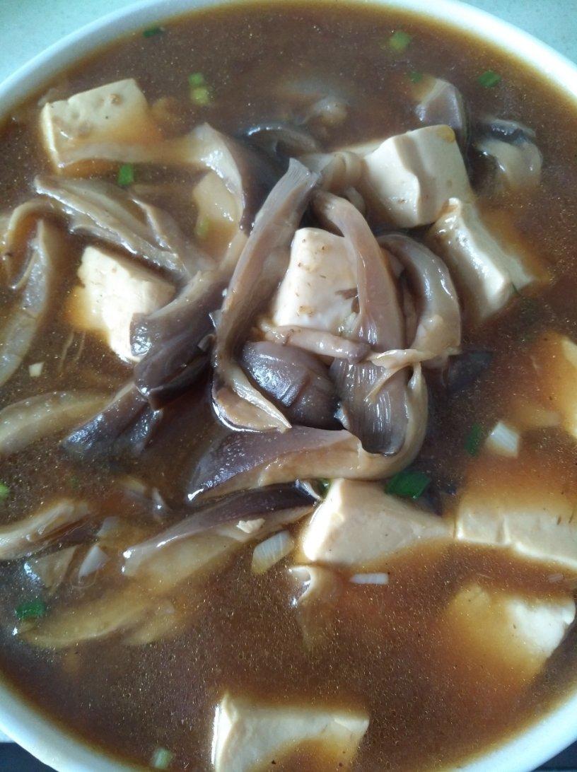 平菇烧豆腐