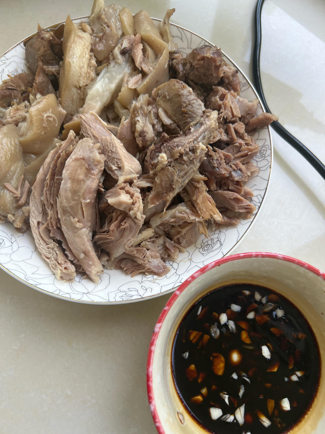 香而不腻的水晶肘子