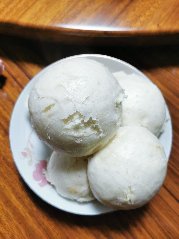 mongoliasunshine1做的酸奶发面馒头