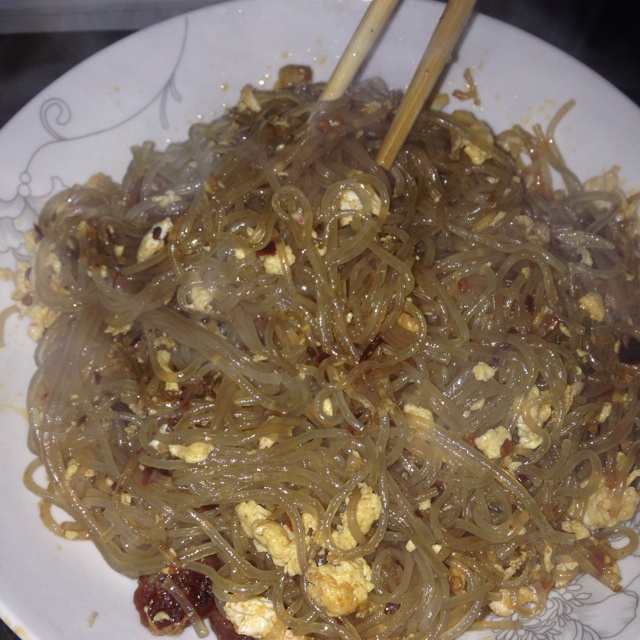 鸡蛋炒粉丝